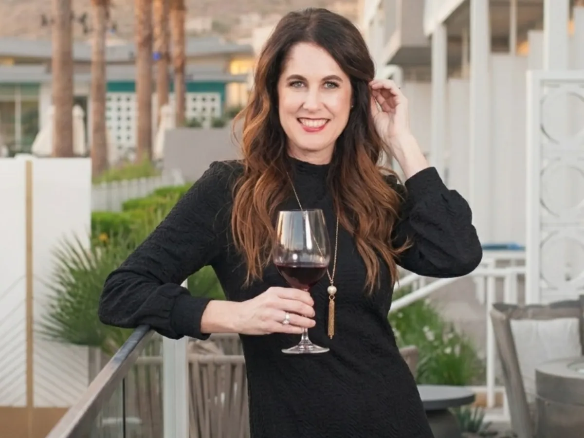 Sommelier Dena Roché